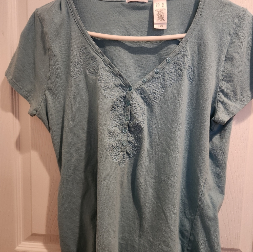 Women's Liz & Co. Teal Short Sleeve Top with Embroidery